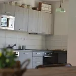 Statek Krkavci Hora مزرعة للإقامة *