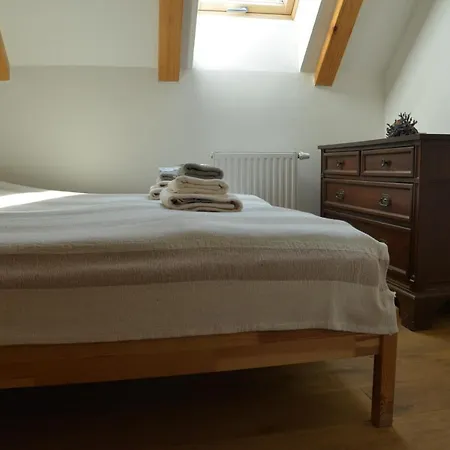 Statek Krkavci Hora *