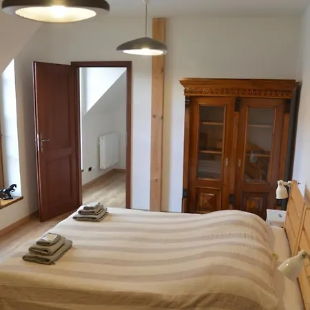 Statek Krkavčí Hora Farma