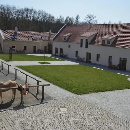 Farma Statek Krkavčí Hora Nizbor