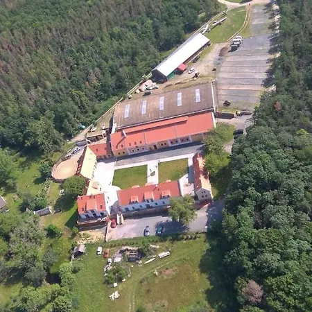 Vakantieboerderij Statek Krkavci Hora Nizbor