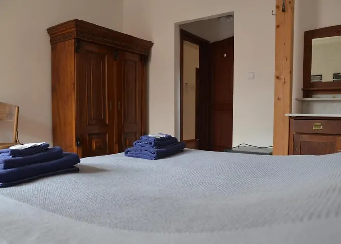 Statek Krkavci Hora * Nizbor