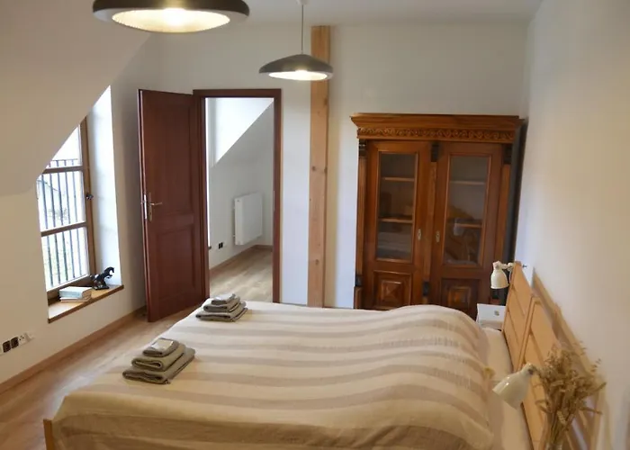 Statek Krkavci Hora Feriegård