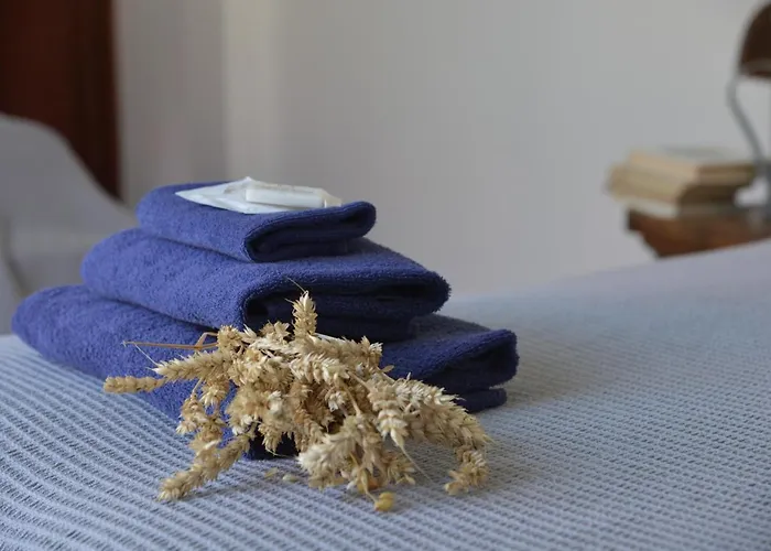 Statek Krkavci Hora Feriegård *