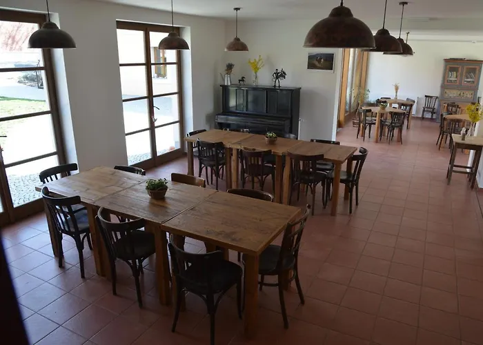 Farma Statek Krkavčí Hora Nizbor