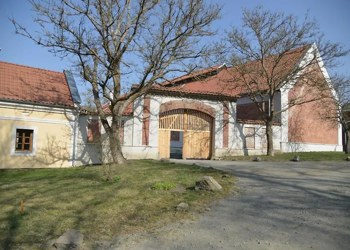 Statek Krkavčí Hora Farma Nizbor